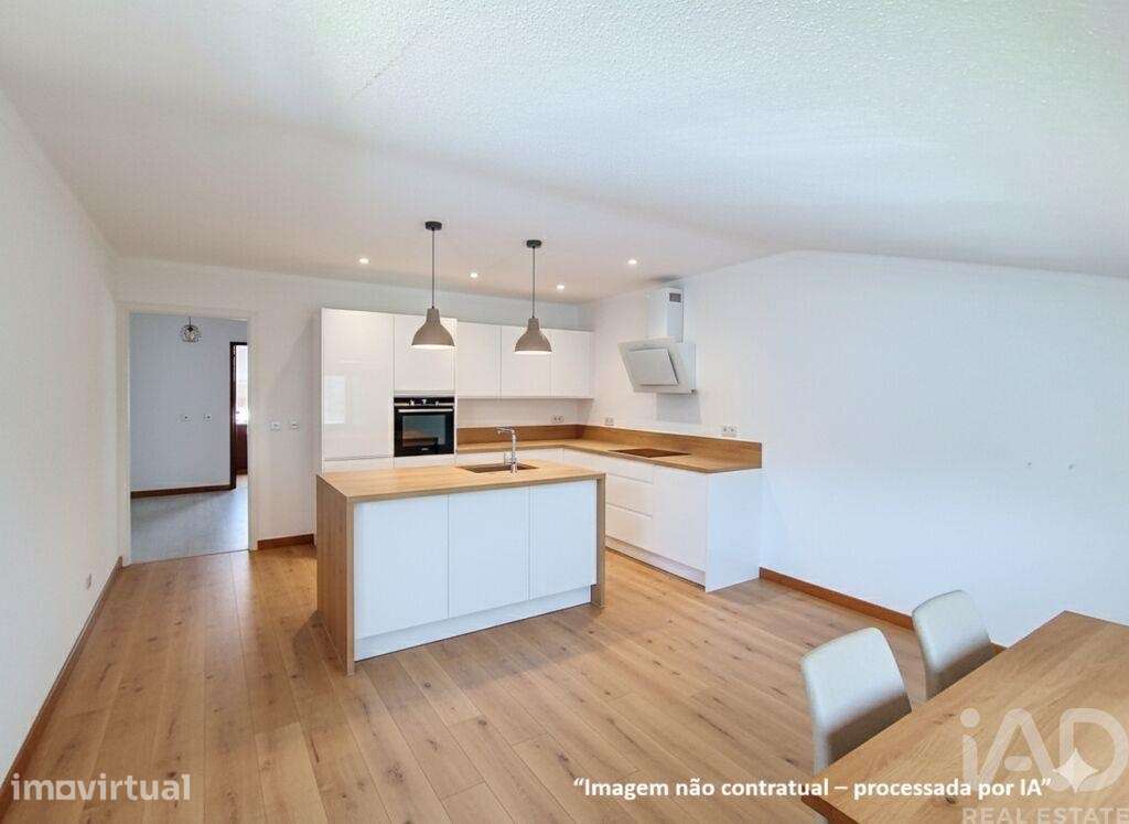 Apartamento T2 em Fátima de 110,2 m2 - Grande imagem: 2/25