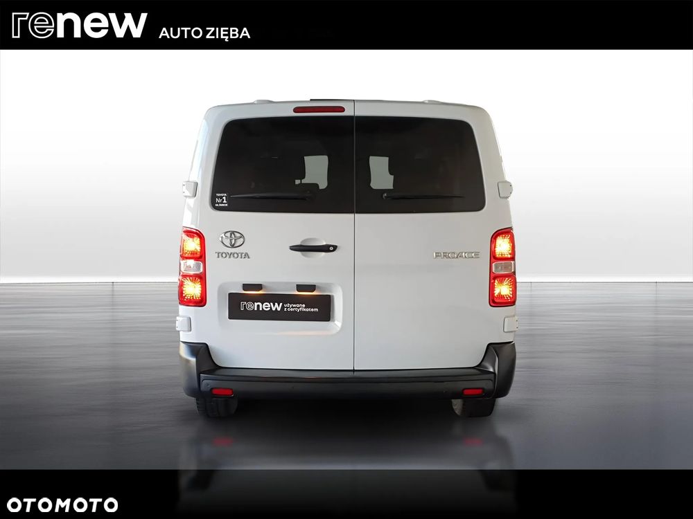 Toyota proace - 4