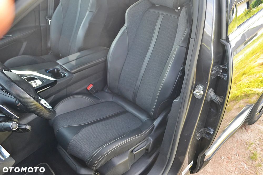 Peugeot 3008 1.5 BlueHDi GT S&S EAT8 - 13