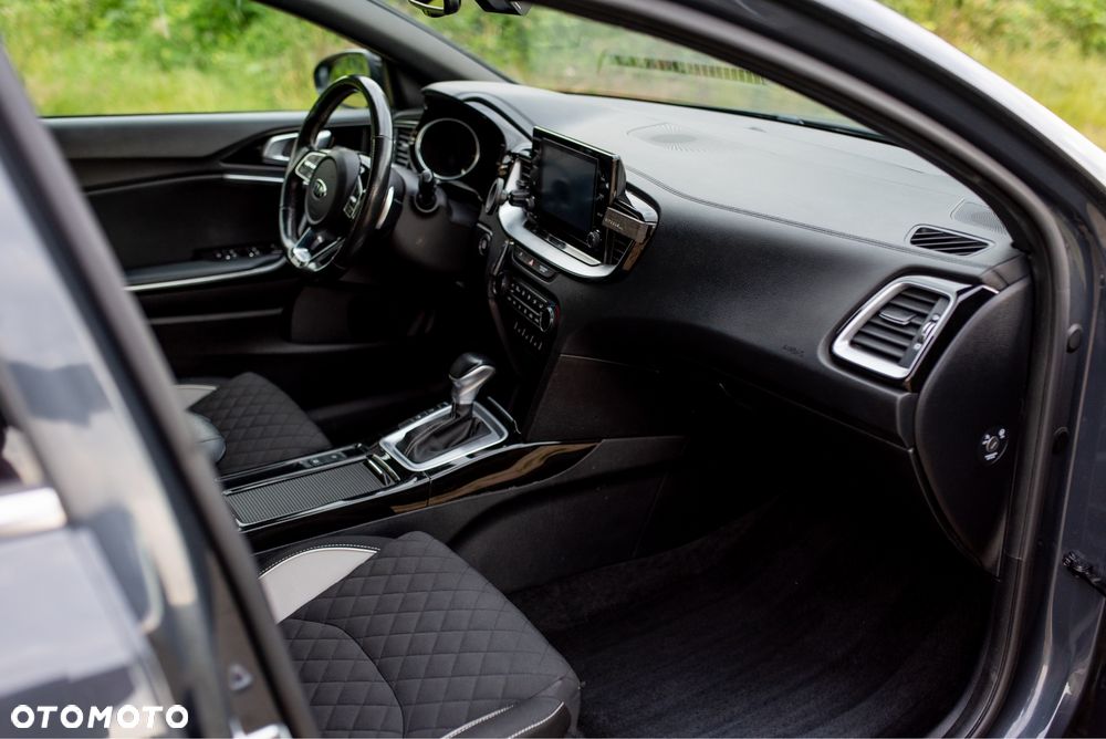 Kia ProCeed - 6