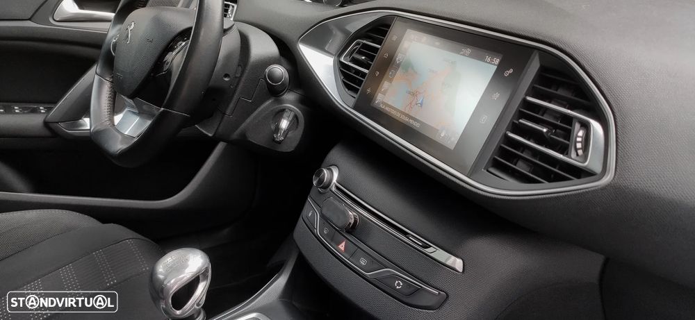 Peugeot 308 SW 1.6 BlueHDi Allure - 20