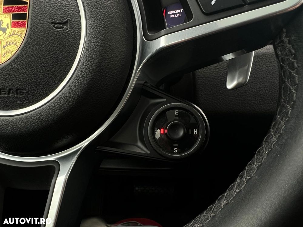 Porsche Cayenne E-Hybrid Tiptronic S - 25