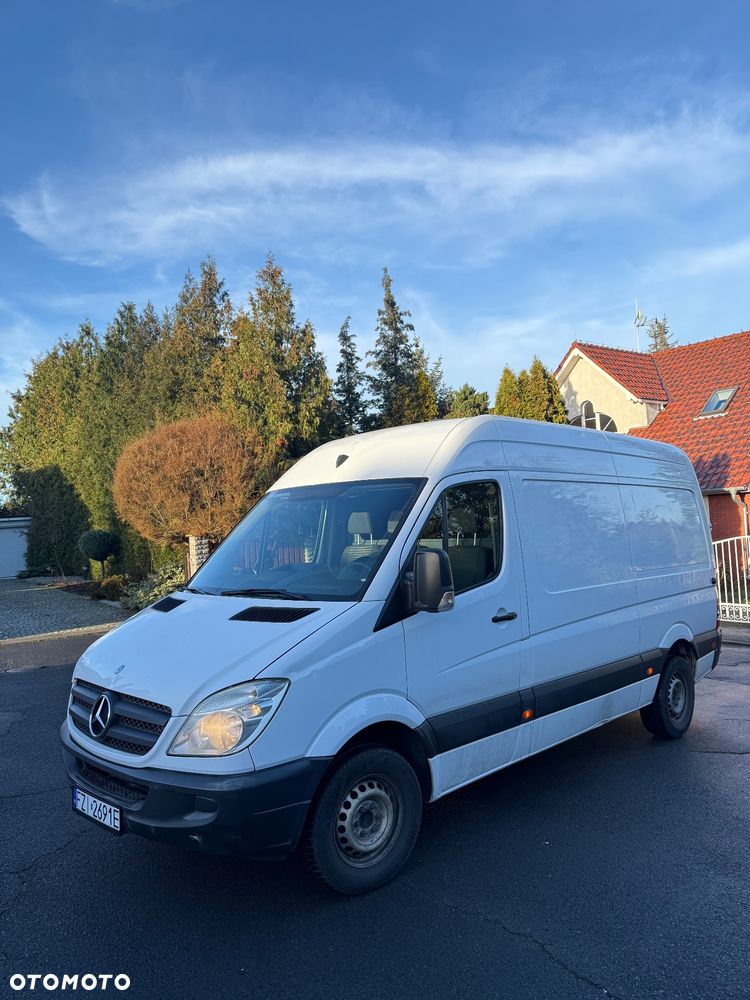 Mercedes-Benz Sprinter - 9
