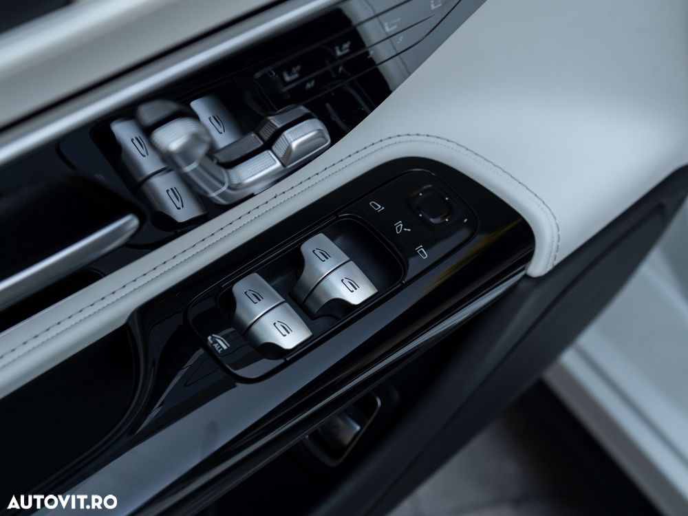 Mercedes-Benz SL 43 AMG Speedshift MCT 9G - 35