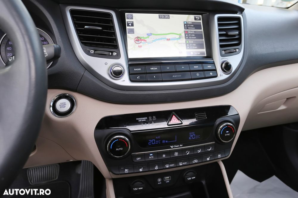 Hyundai Tucson 2.0 CRDI 4WD 6AT Luxury Pack+ - 25