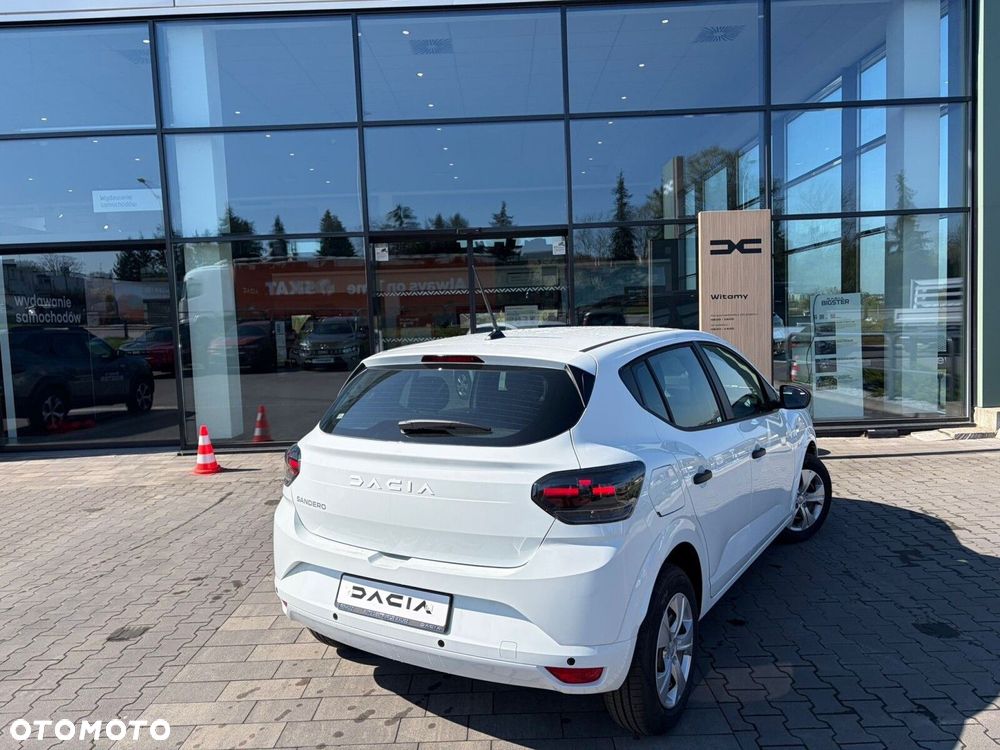 Dacia Sandero - 7