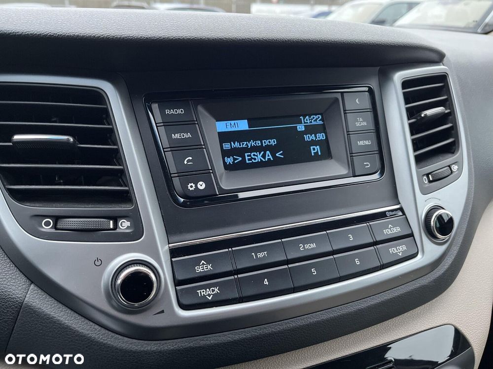 Hyundai Tucson 2.0 CRDI BlueDrive Comfort 2WD - 23