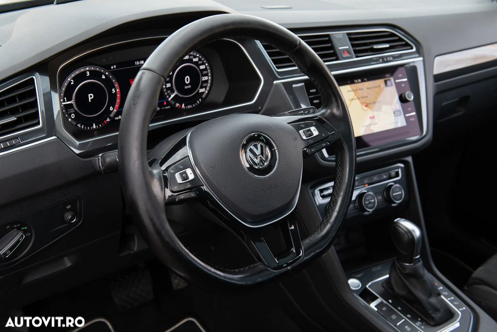 Volkswagen Tiguan - 35