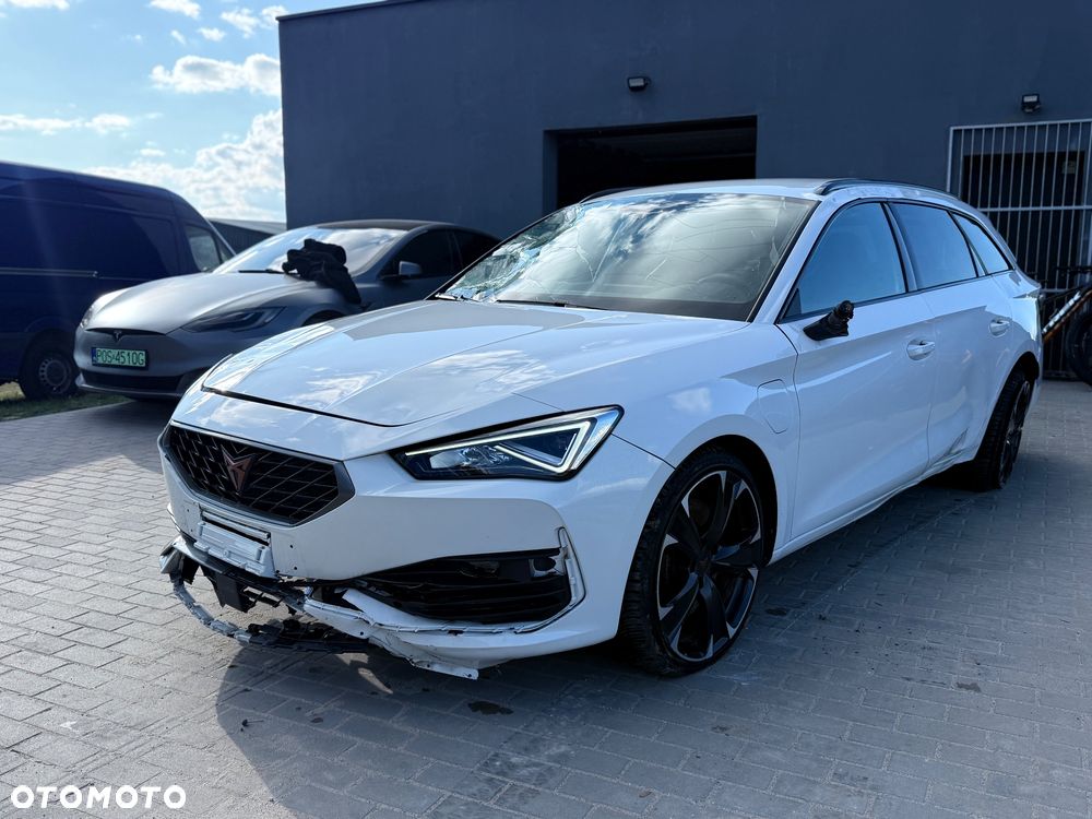 Cupra Leon 1.4 e-Hybrid PHEV DSG - 2