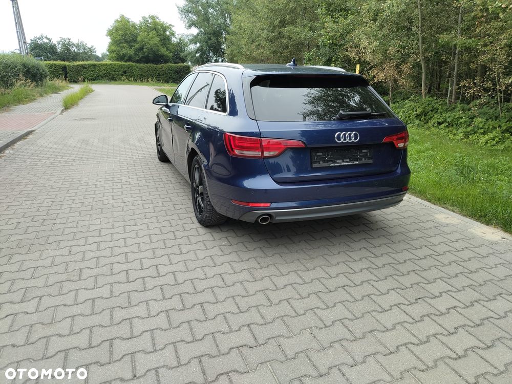Audi A4 Avant 2.0 TDI S tronic design - 31