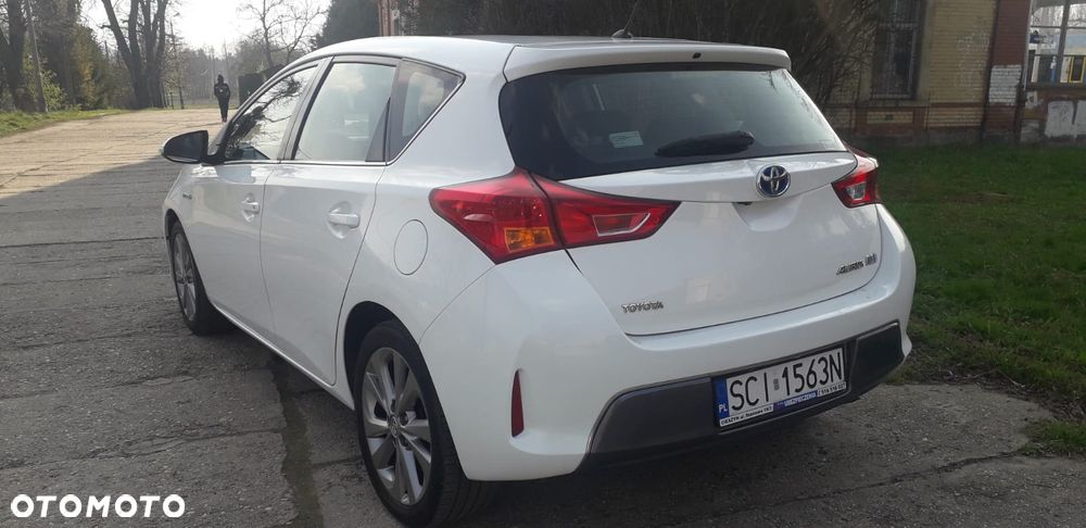 Toyota Auris - 4