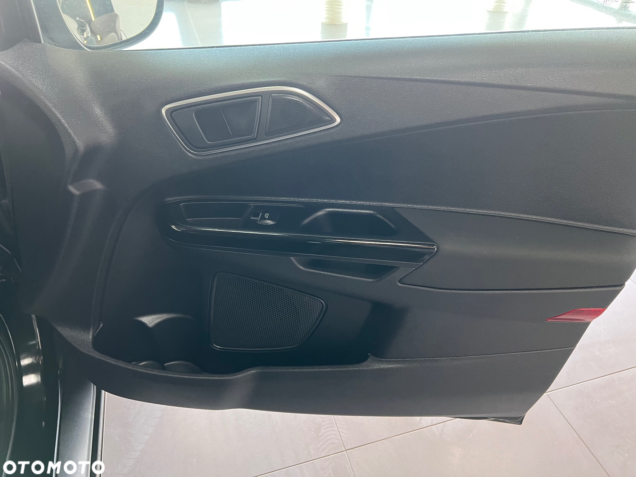 Ford B-MAX 1.0 EcoBoost Titanium - 30