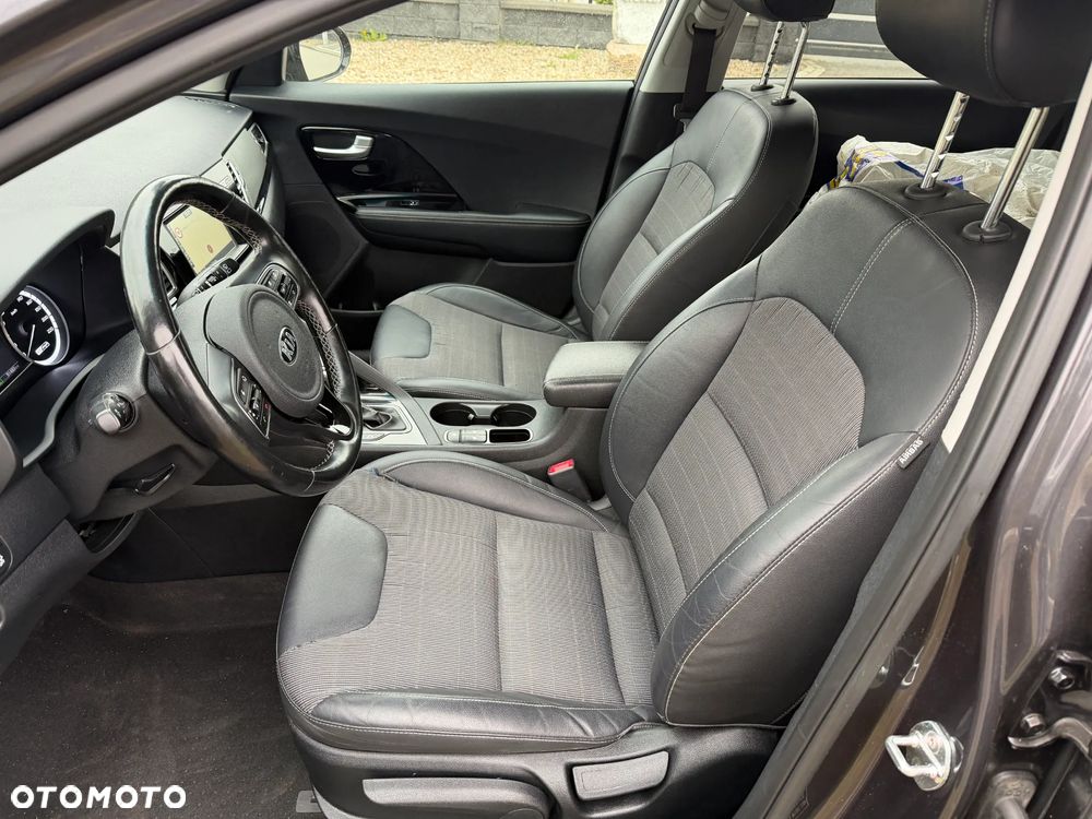 Kia Niro 1.6 GDI Plug-in Hybrid XL - 12
