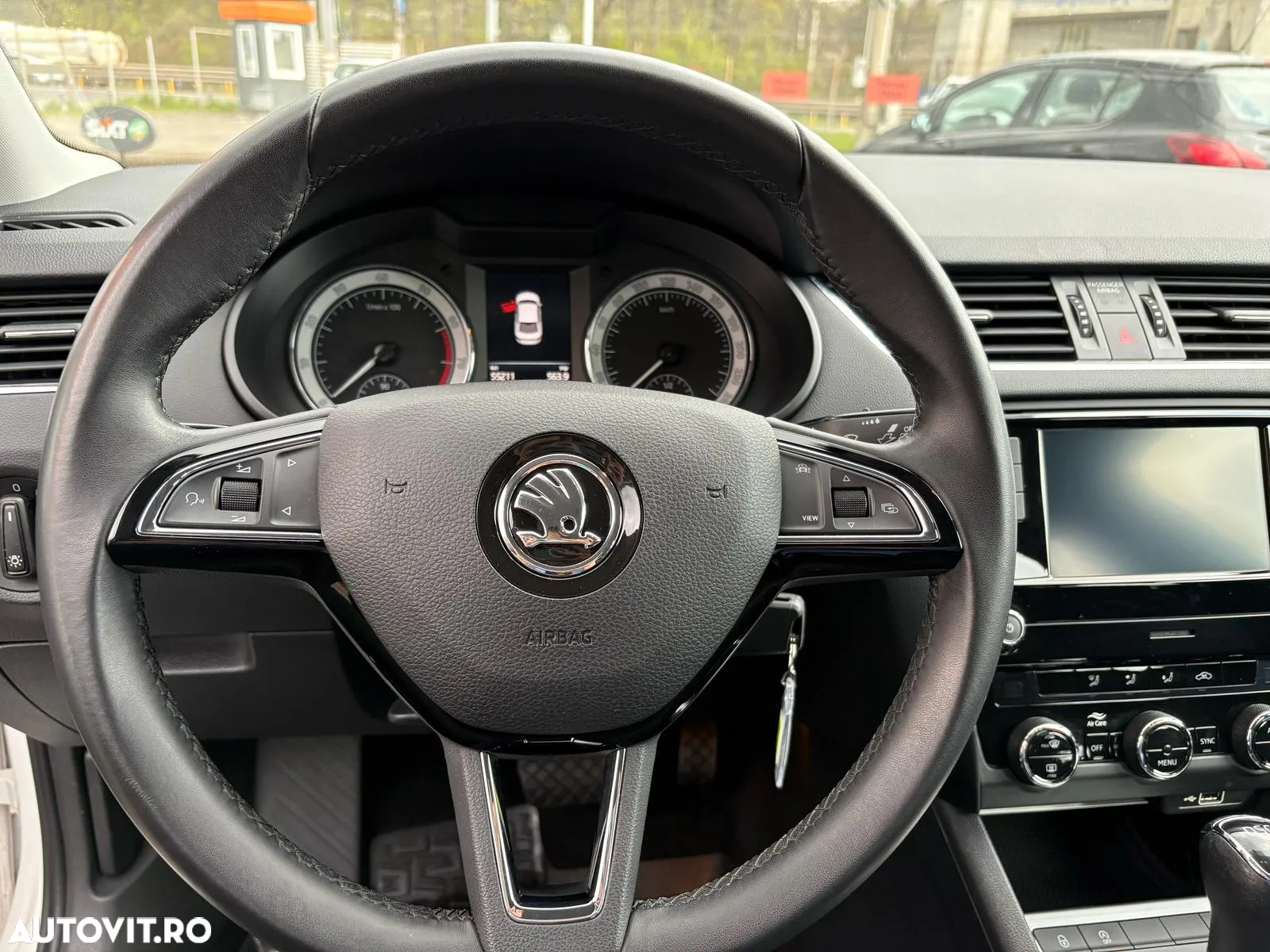 Skoda Octavia 1.5 TSI DSG Ambition - 9
