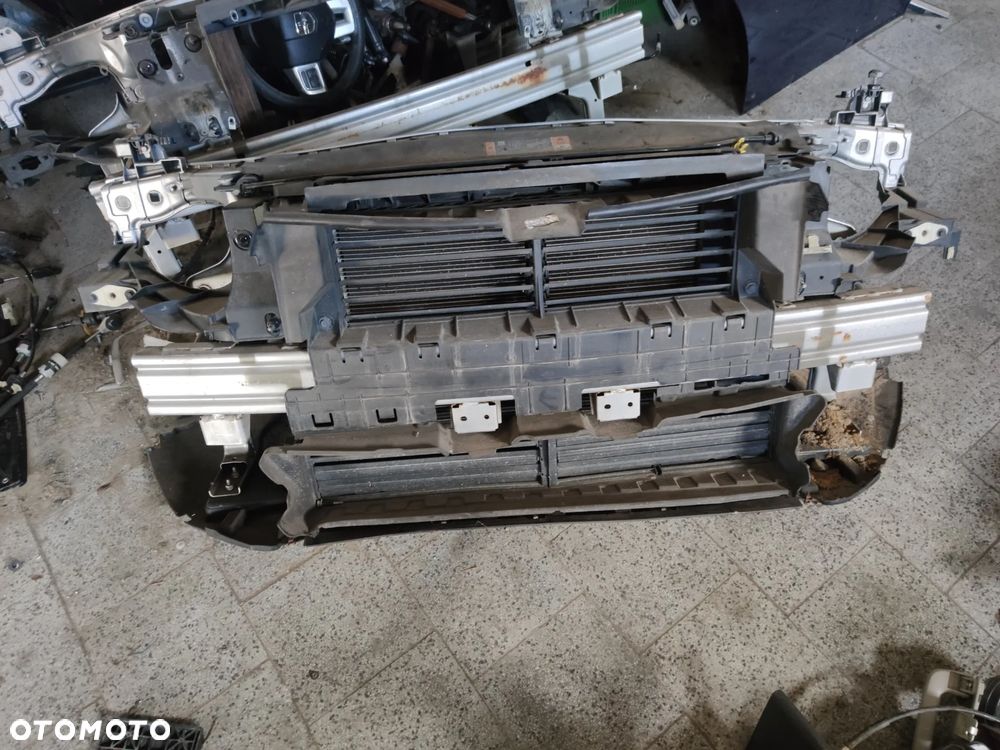 PAS PRZEDNI WZMOCNIENIE CHŁODNICE FORD FUSION 13-16 - 1
