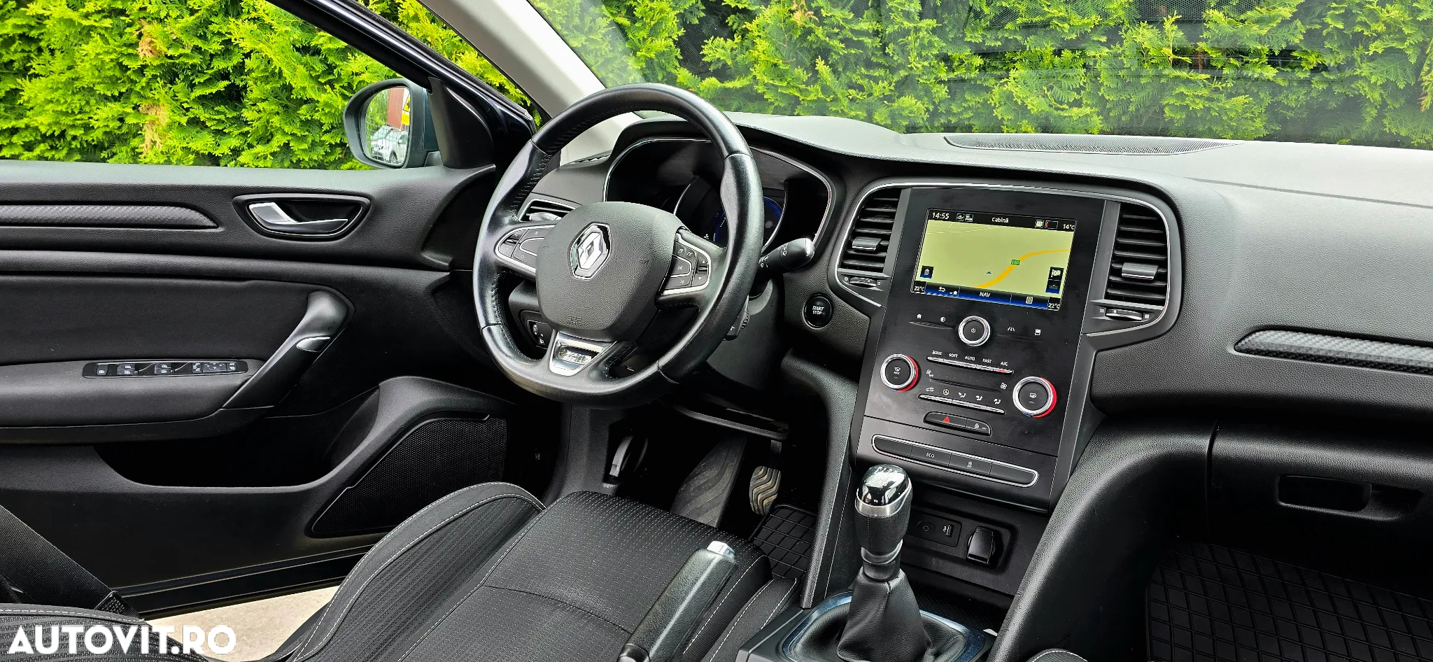 Renault Megane BLUE dCi Zen - 8