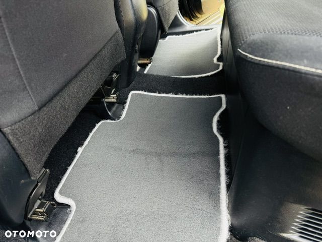 Toyota RAV4 2.0 Premium 4x4 MS - 20
