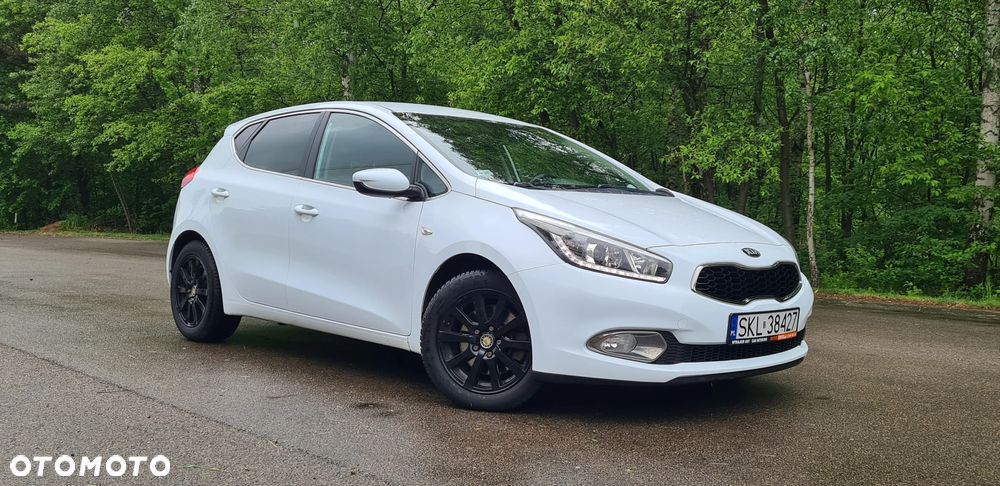 Kia Ceed 1.4 L - 5