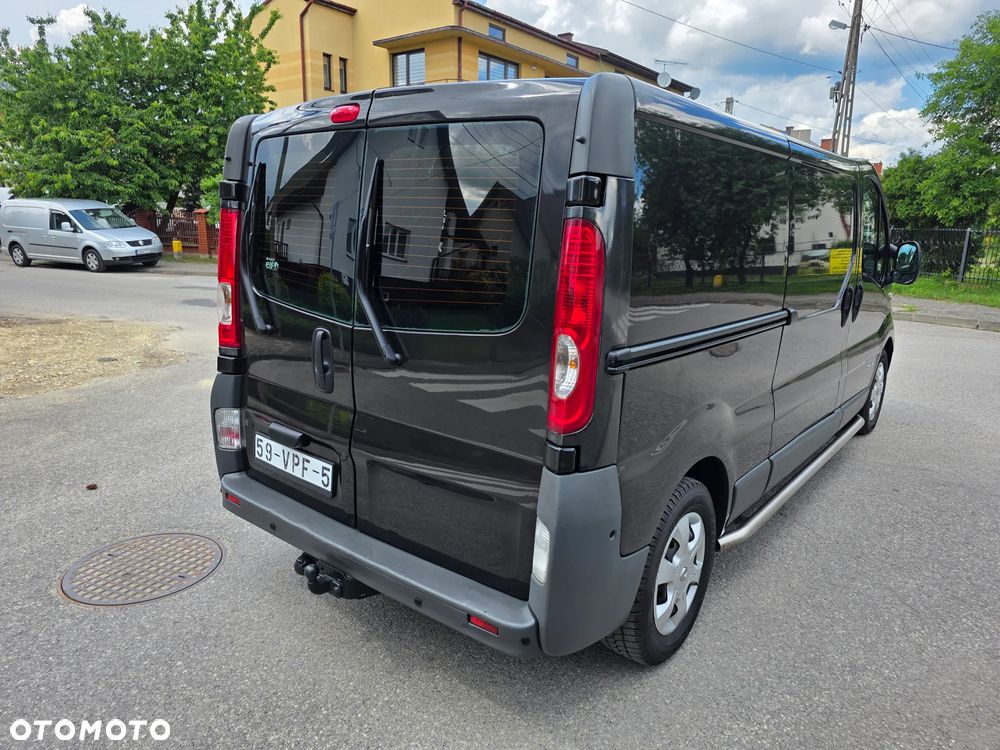 Renault Trafic - 10