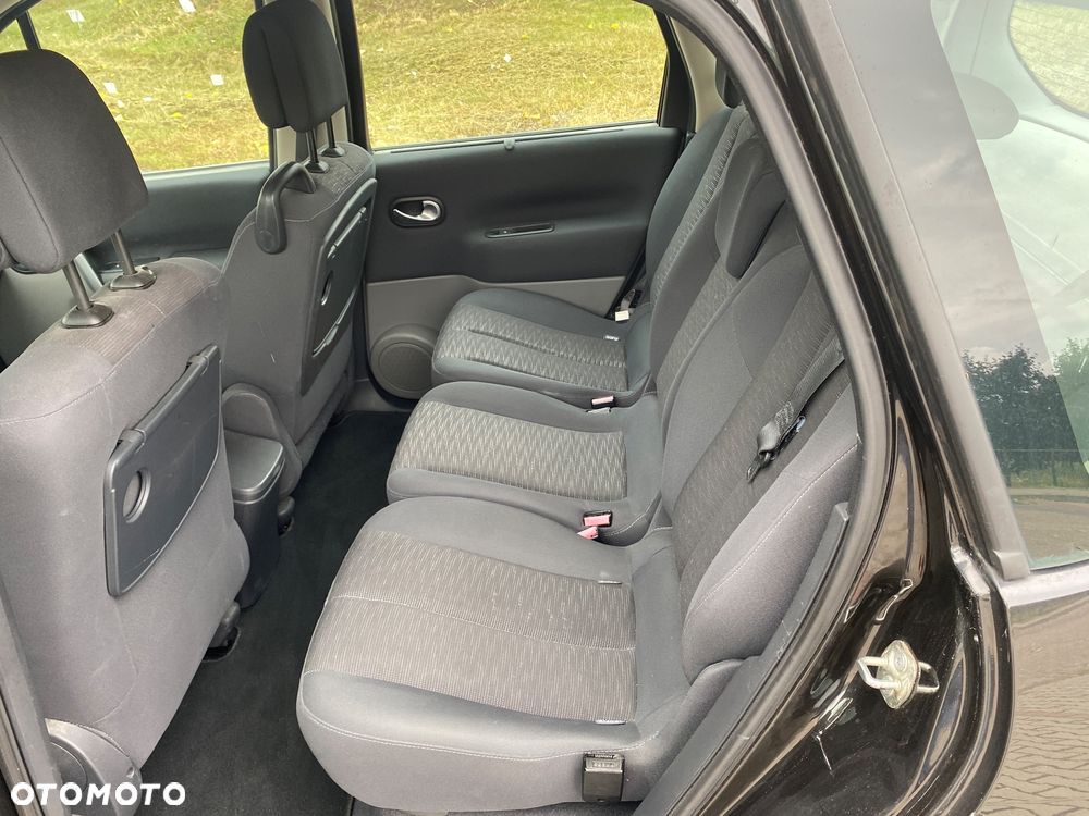 Renault Scenic 1.6 16V Alize - 9