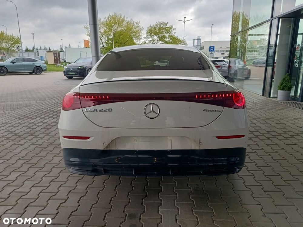 Mercedes-Benz CLA - 7