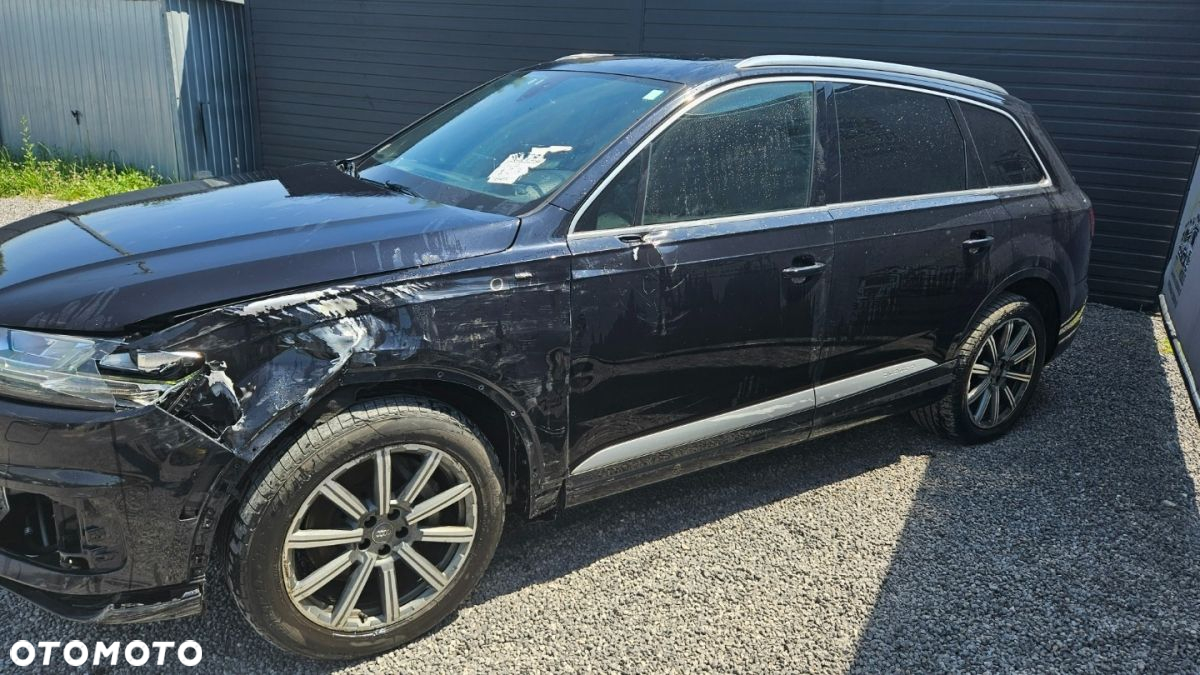 Audi Q7 - 11