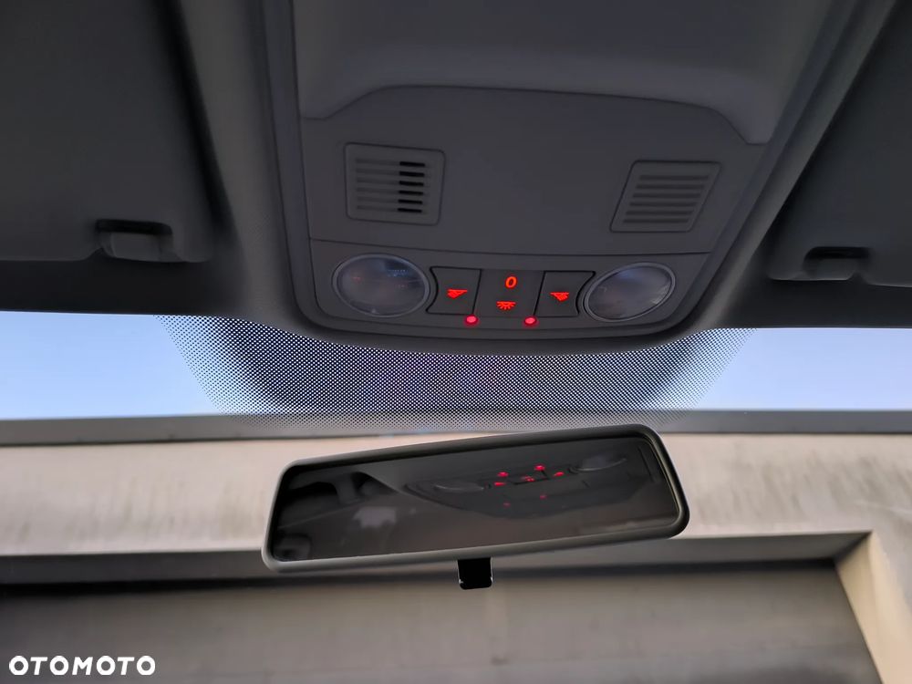 Volkswagen Golf VI 1.2 TSI Trendline - 36