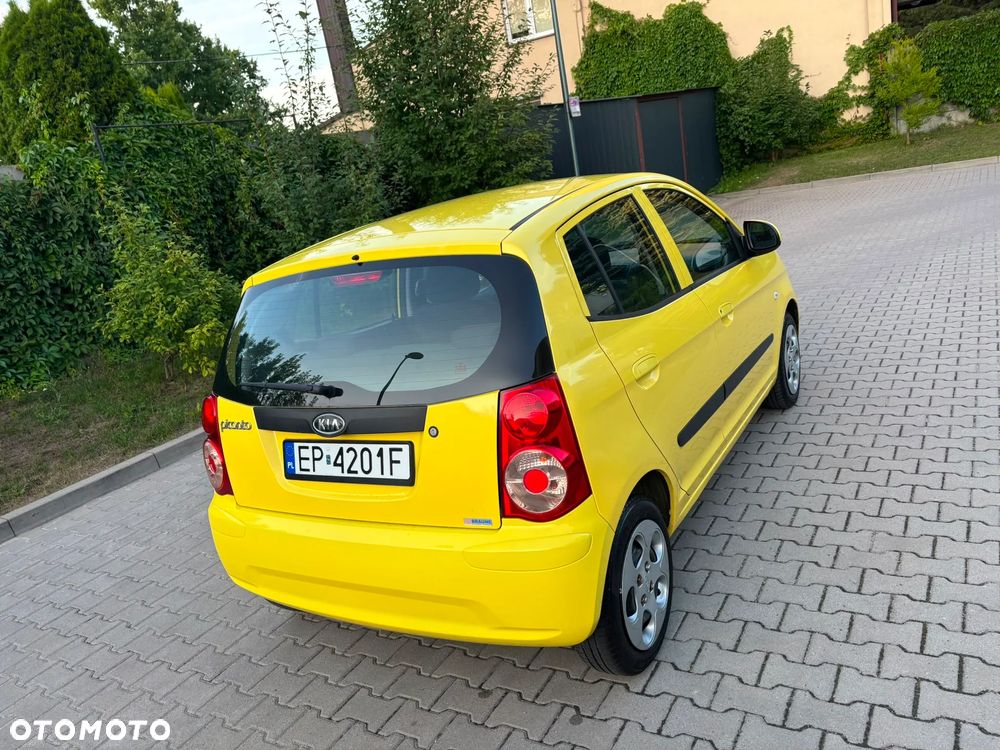 Kia Picanto - 12