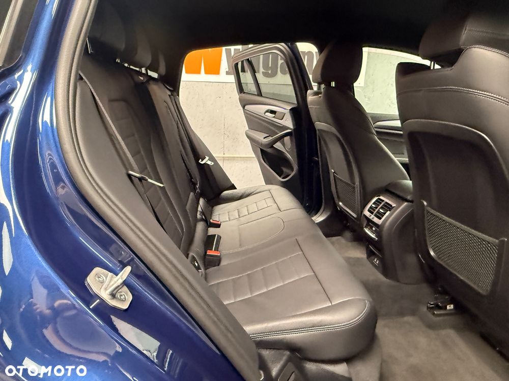 BMW X4 - 8