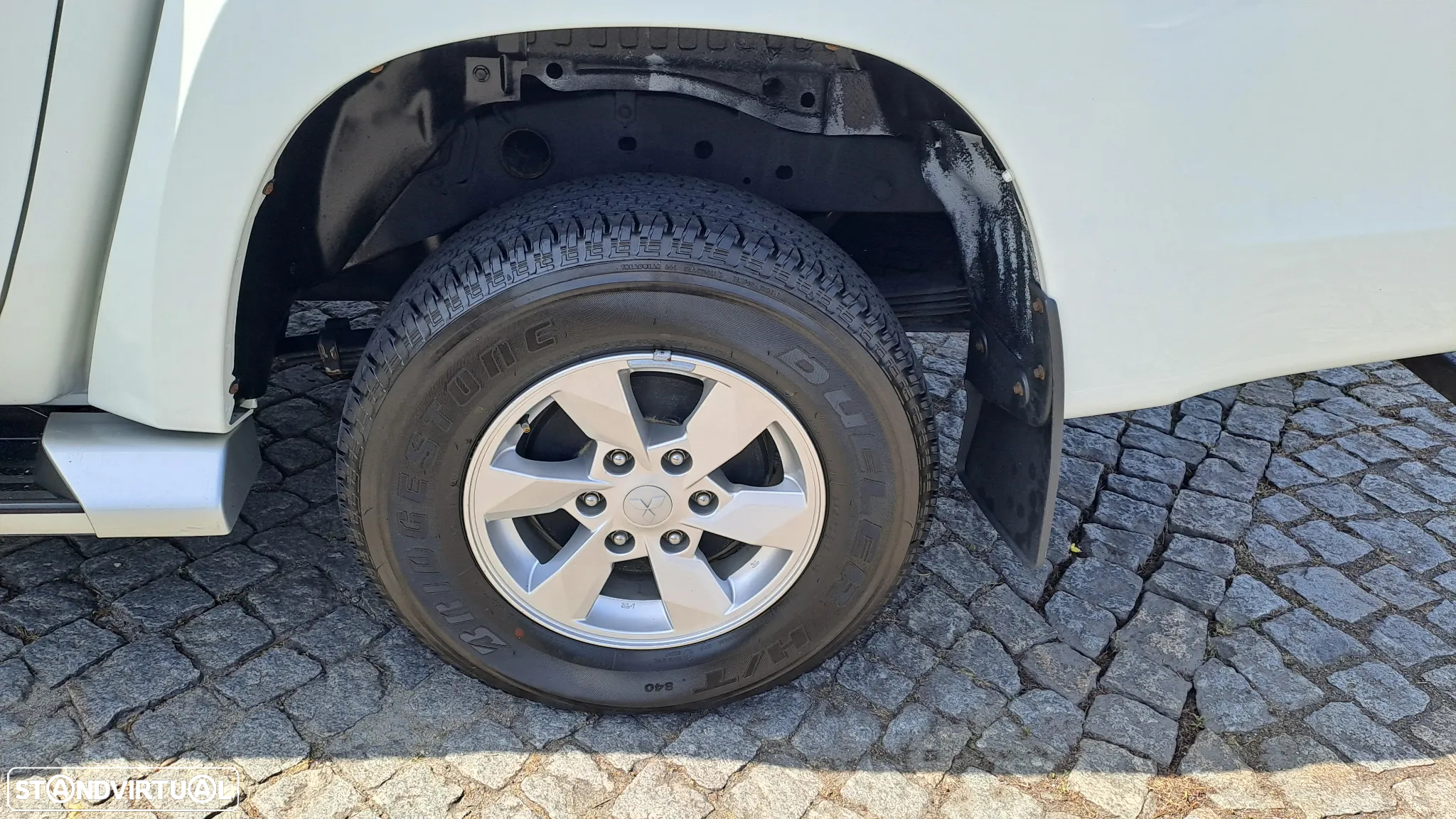 Mitsubishi L200 2.3 DI-D Space Cab Invite 4WD - 10