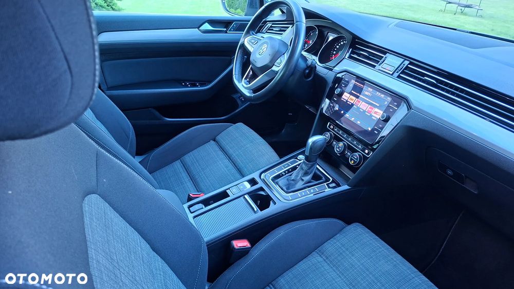 Volkswagen Passat 2.0 TDI EVO Business DSG - 15
