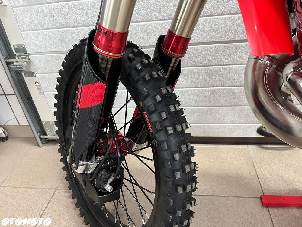 YZM T19 - 16