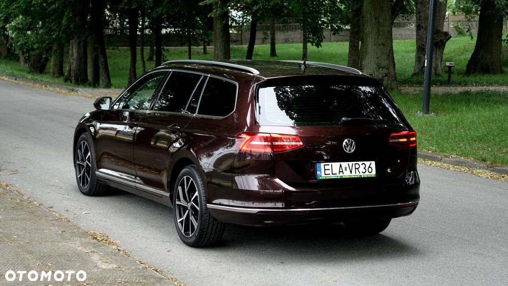 Volkswagen Passat Variant 2.0 TDI DSG (BlueMotion Technology) Highline - 30