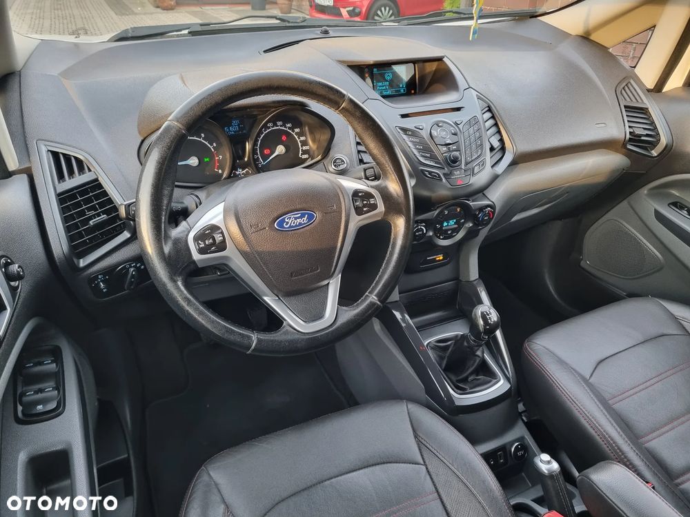 Ford EcoSport 1.0 EcoBoost ST-LINE - 24