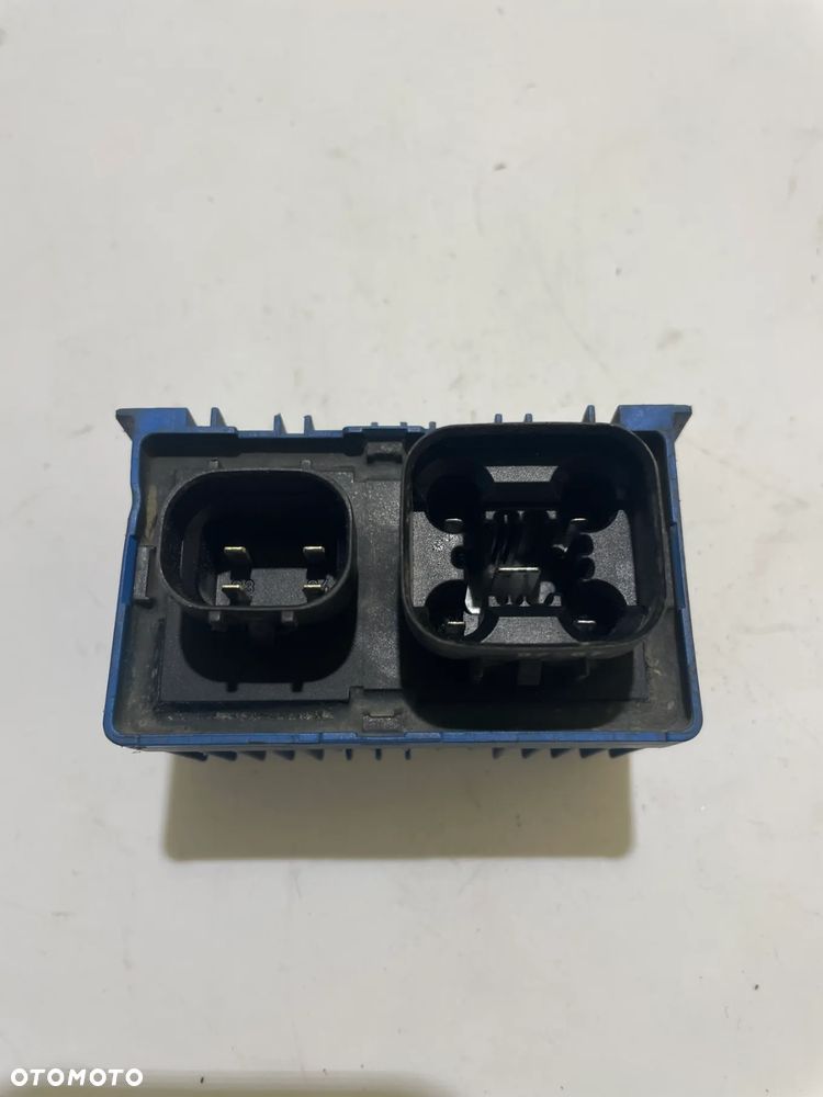 STEROWNIK PRZEKAZNIK SWIEC ZAROWYCH OPEL CORSA D 55557760 - 2