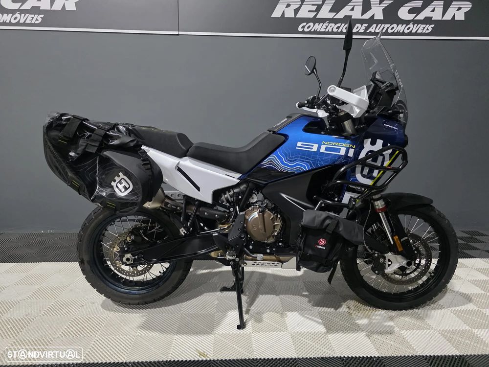 Husqvarna Norden 901 EXPEDITION - 4
