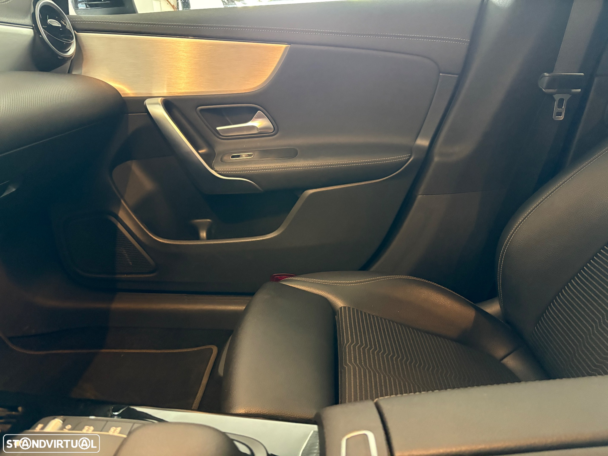 Mercedes-Benz CLA 180 d Shooting Brake Progressive Aut. - 12