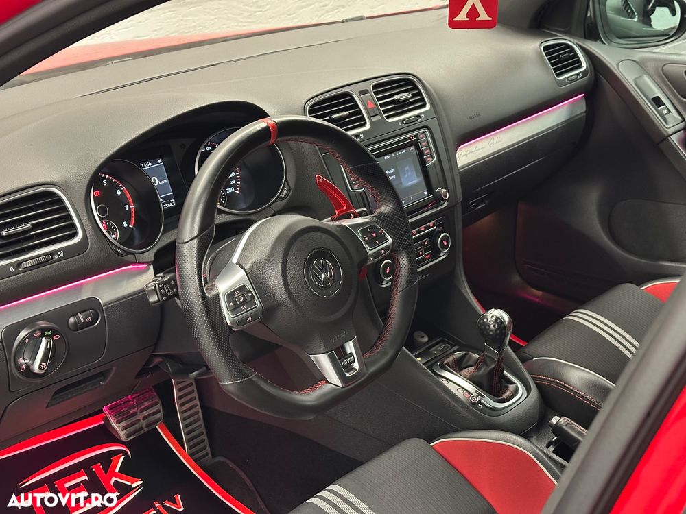 Volkswagen Golf - 9