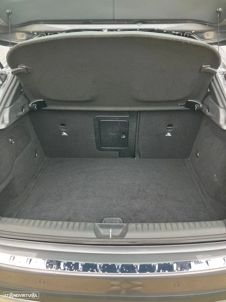 Mercedes-Benz GLA 200 - 27