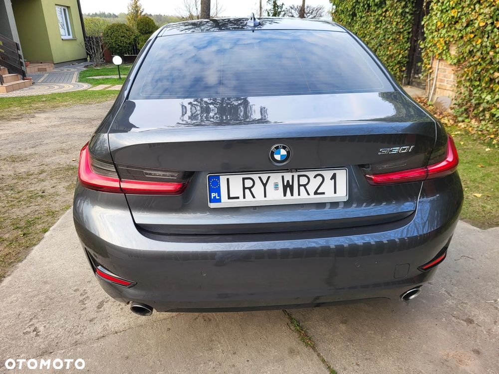 BMW Seria 3 330i Sport Line - 6