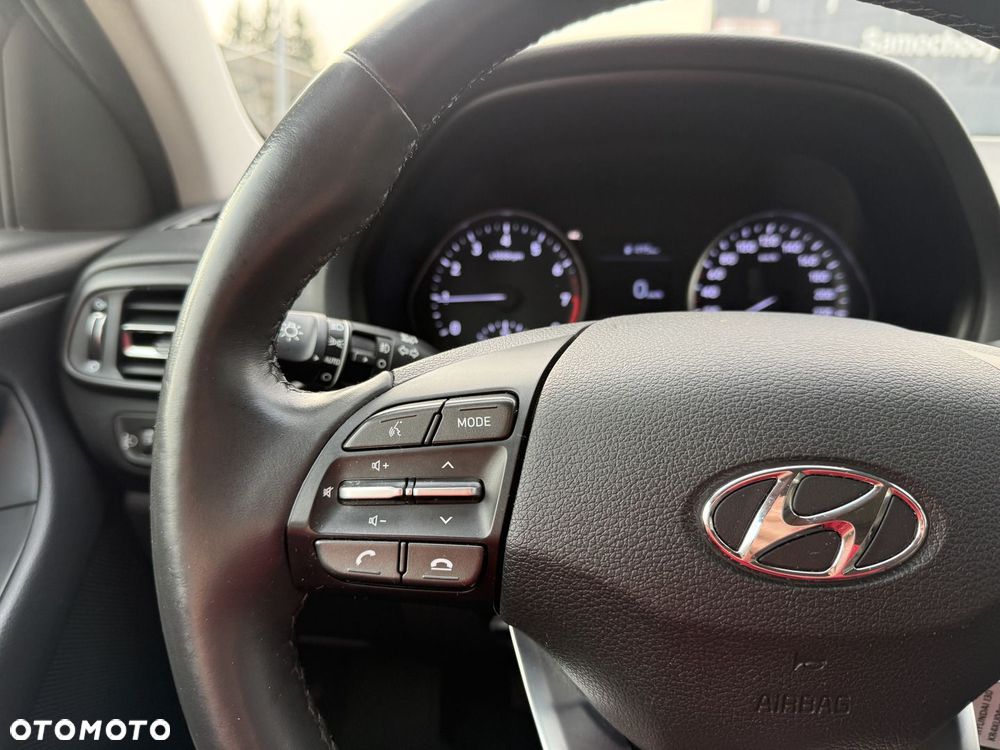 Hyundai i30 1.5 DPI Comfort - 13