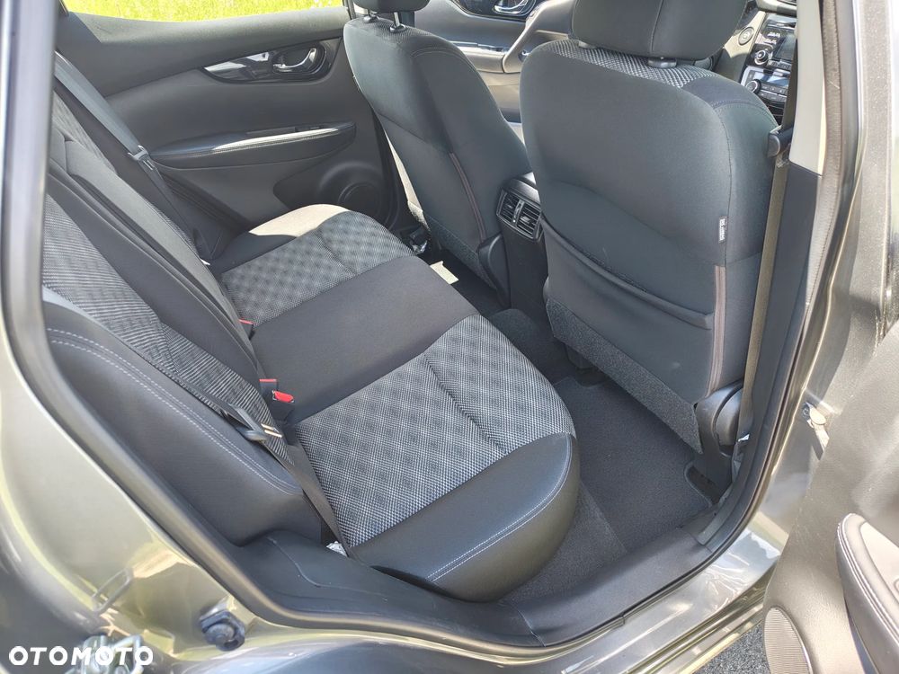 Nissan Qashqai - 16