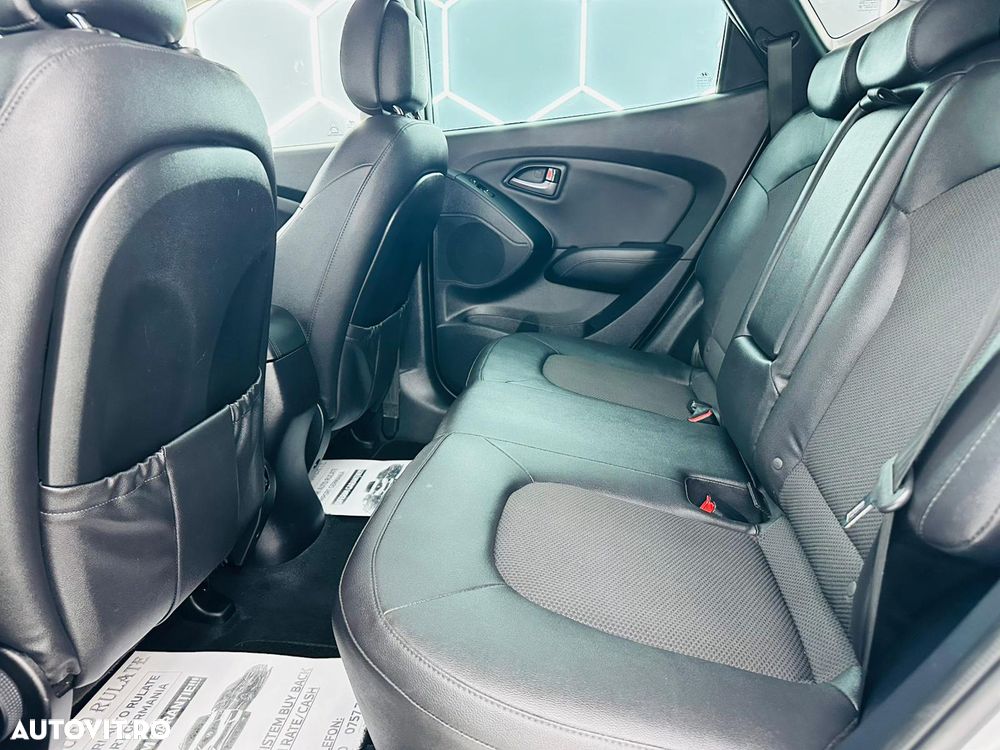 Hyundai ix35 2.0 CRDI 2WD Style - 17