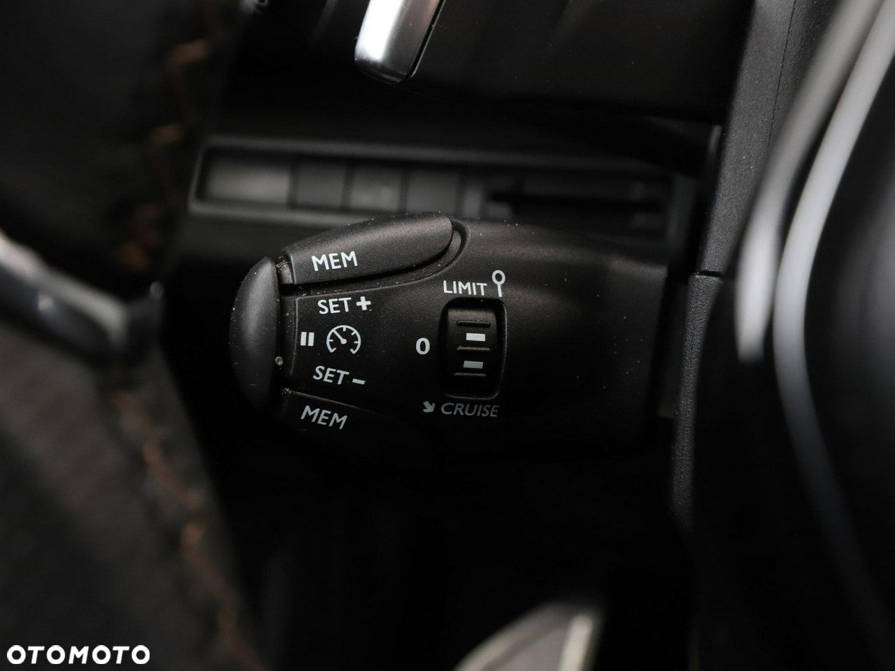 Peugeot 3008 1.2 PureTech GT S&S EAT8 - 36