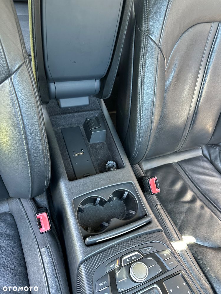 Audi A6 Avant 3.0 TDI Quattro S tronic - 15