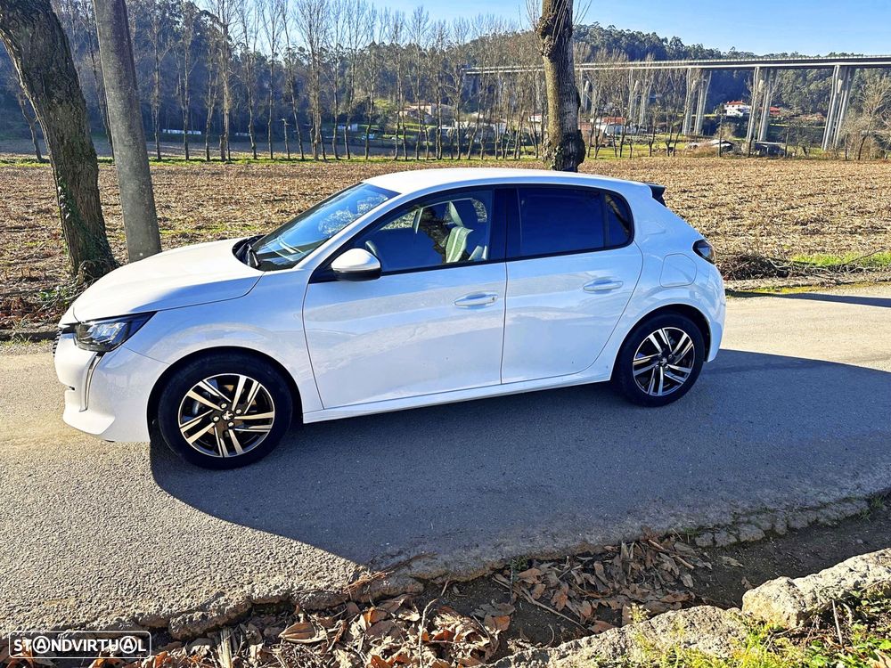 Peugeot 208 1.2 PureTech Allure - 3