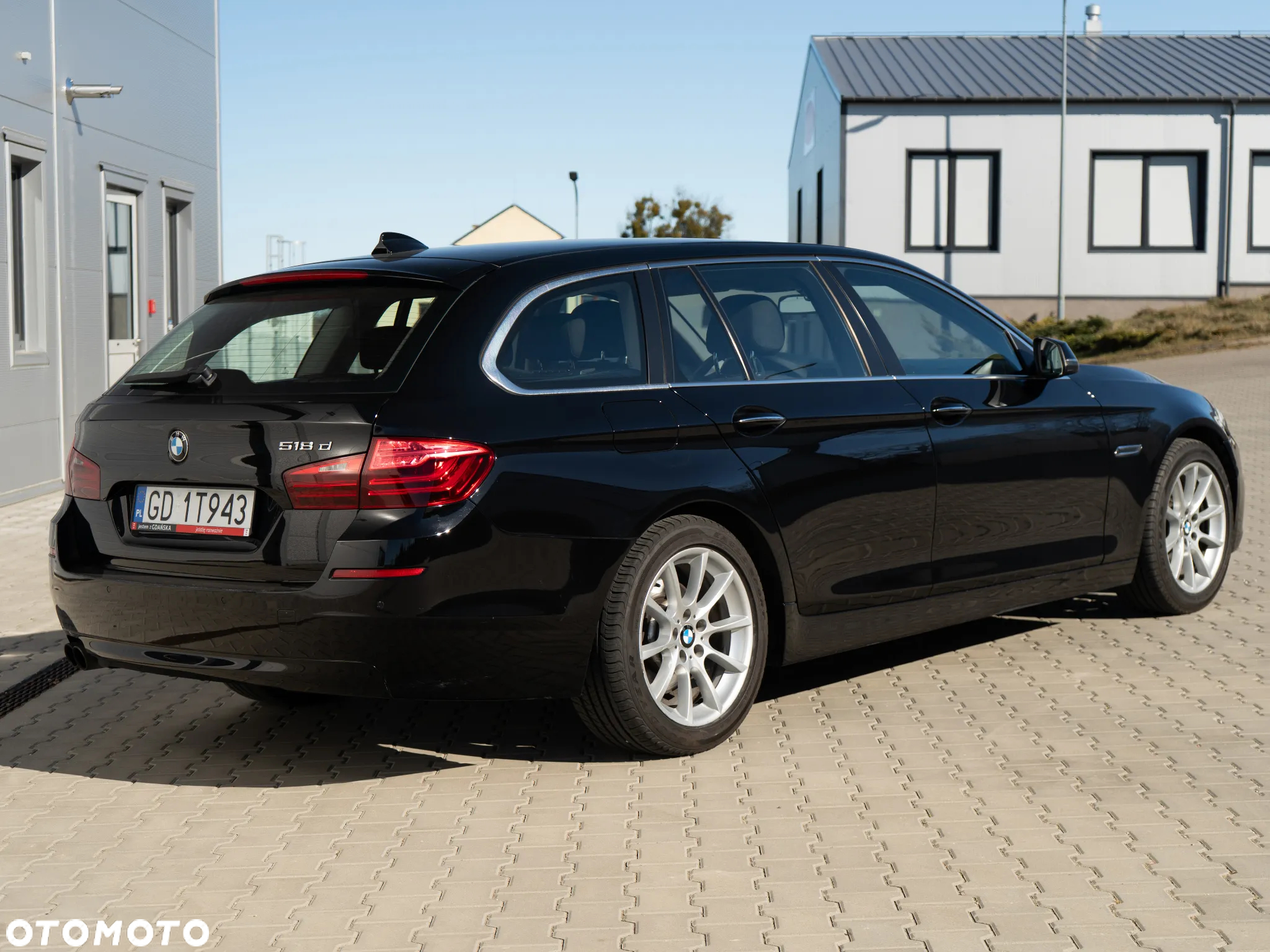 BMW Seria 5 518d Business Edition - 3