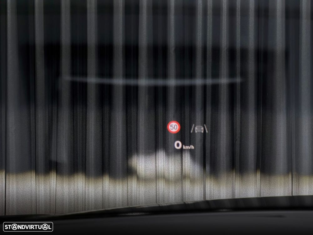 Bentley Bentayga V8 Atelier Edition - 26