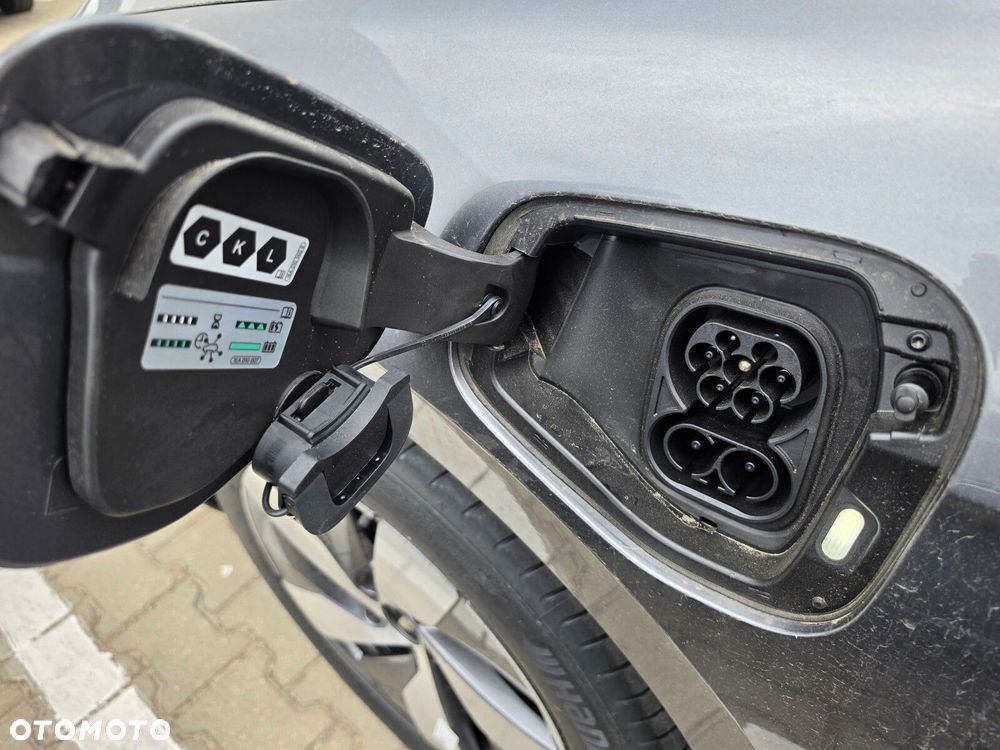 Volkswagen Passat Variant 1.5 TSI eHybrid PHEV 150kW Business Plus DSG - 19