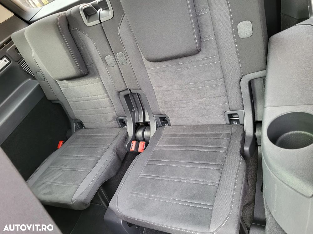 Volkswagen Touran 2.0 TDI Highline - 24